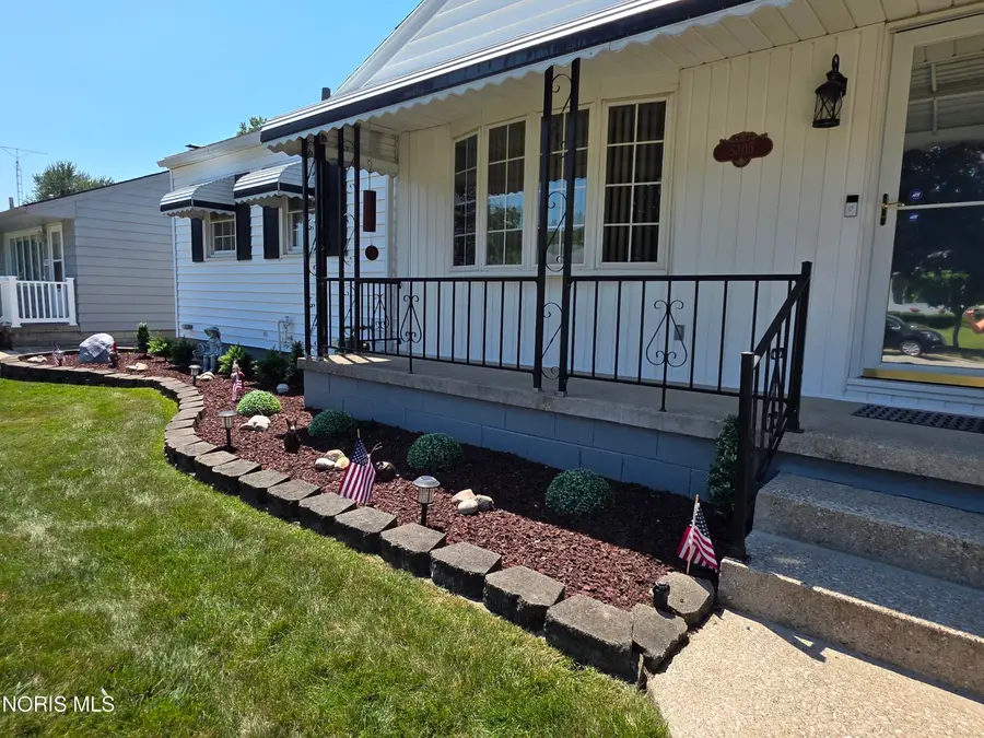 5305 Fern Drive, Toledo, OH 43613 - #3