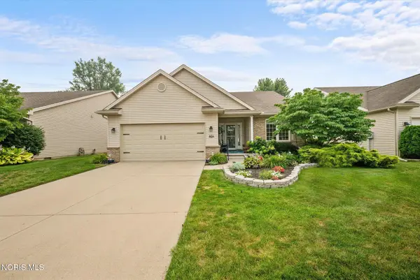 624 Meadowchase Lane, Toledo, OH 43615
