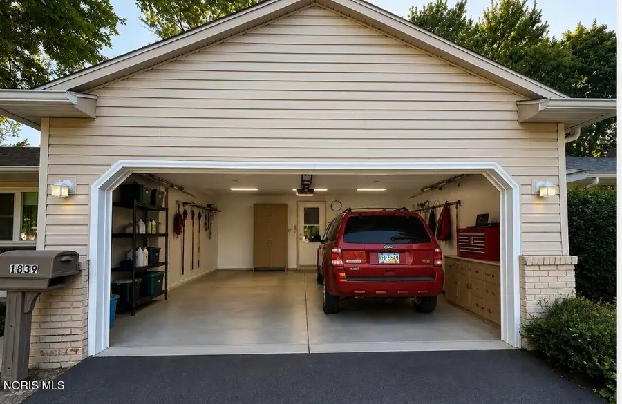 1839 Lynbrook Drive, Toledo, OH 43614 - #3