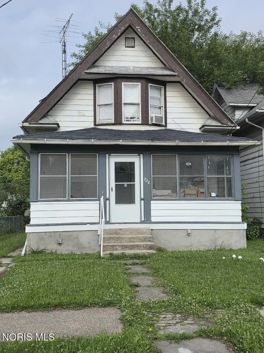 926 Butler Street, Toledo, OH 43605 - #1