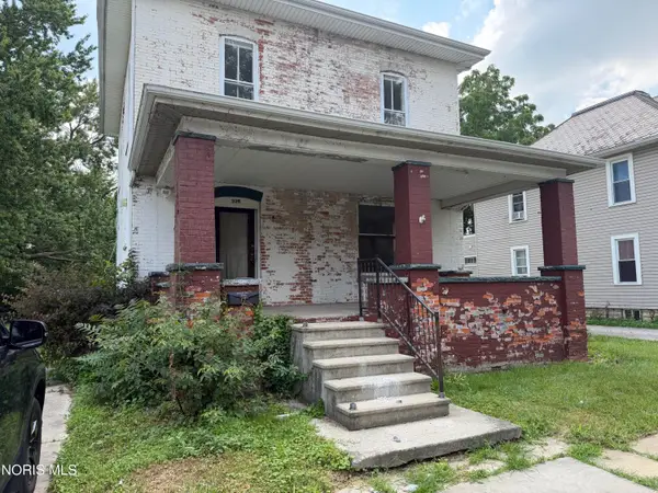 225 E South Street, Fostoria, OH 44830