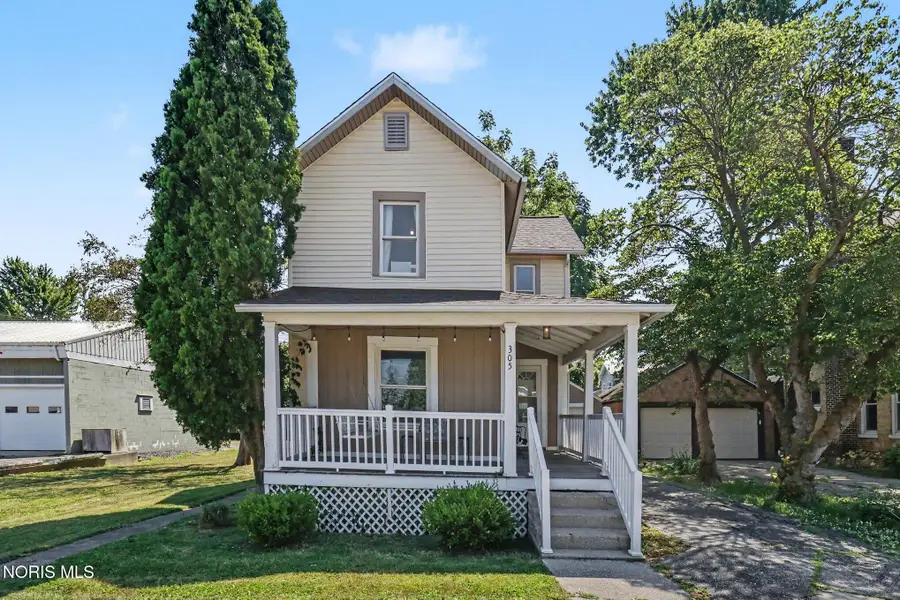 305 S Defiance Street, Stryker, OH 43557 - #2