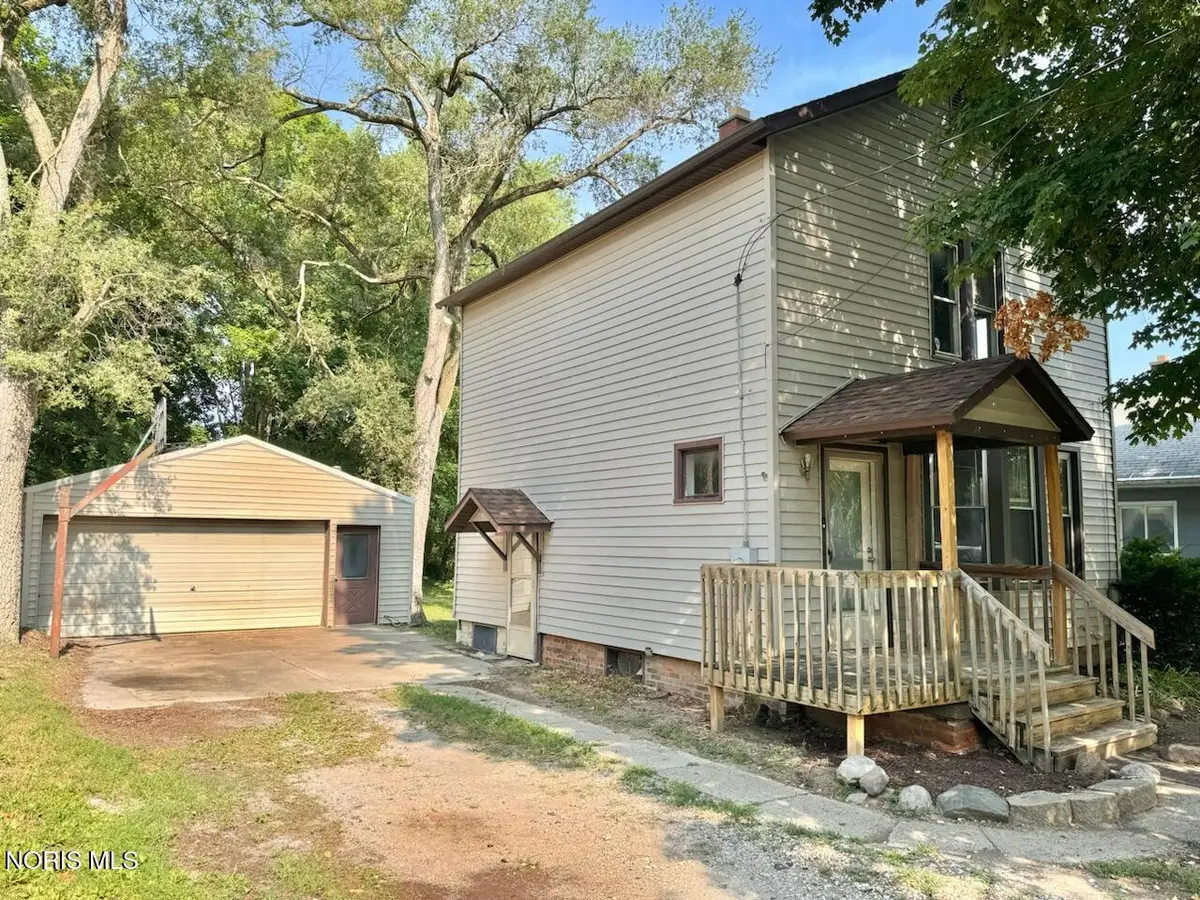 328 S Michigan Avenue, Edgerton, OH 43517 - #1