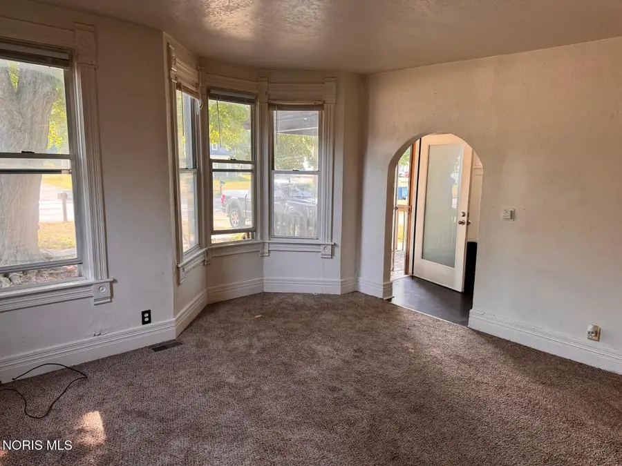 328 S Michigan Avenue, Edgerton, OH 43517 - #2