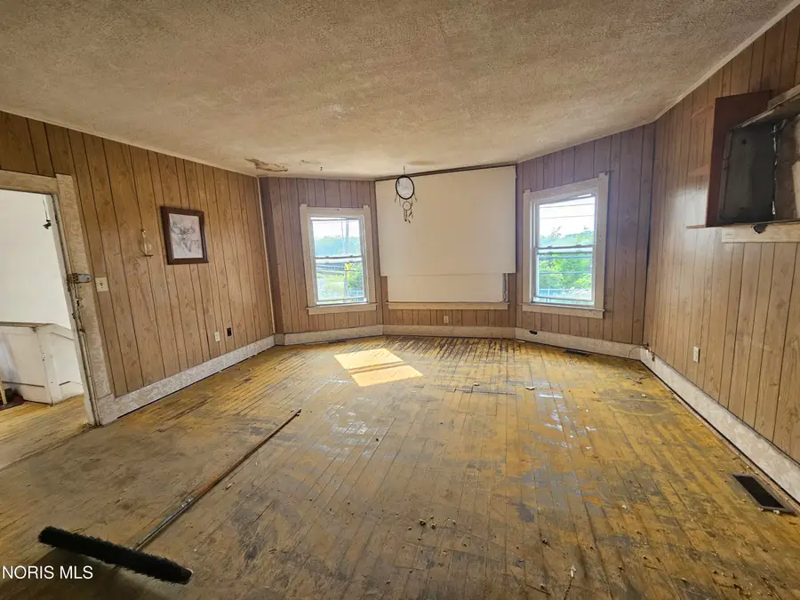 636 Spencer Street, Toledo, OH 43609 - #3