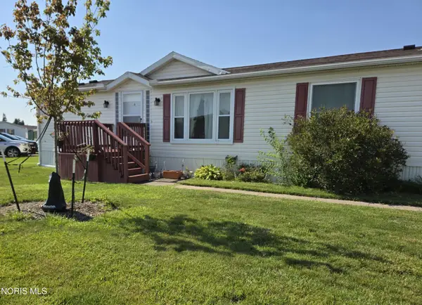 27484 Oregon Road #114, Perrysburg, OH 43551