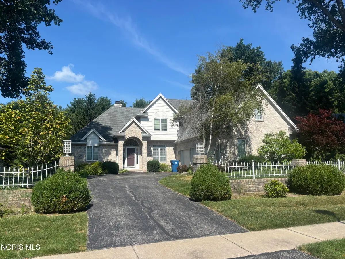 3168 Stone Wall Road, Maumee, OH 43537 - #1
