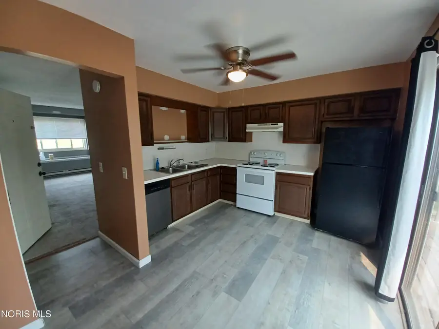 7335 Ayers Road, Perrysburg, OH 43551 - #2