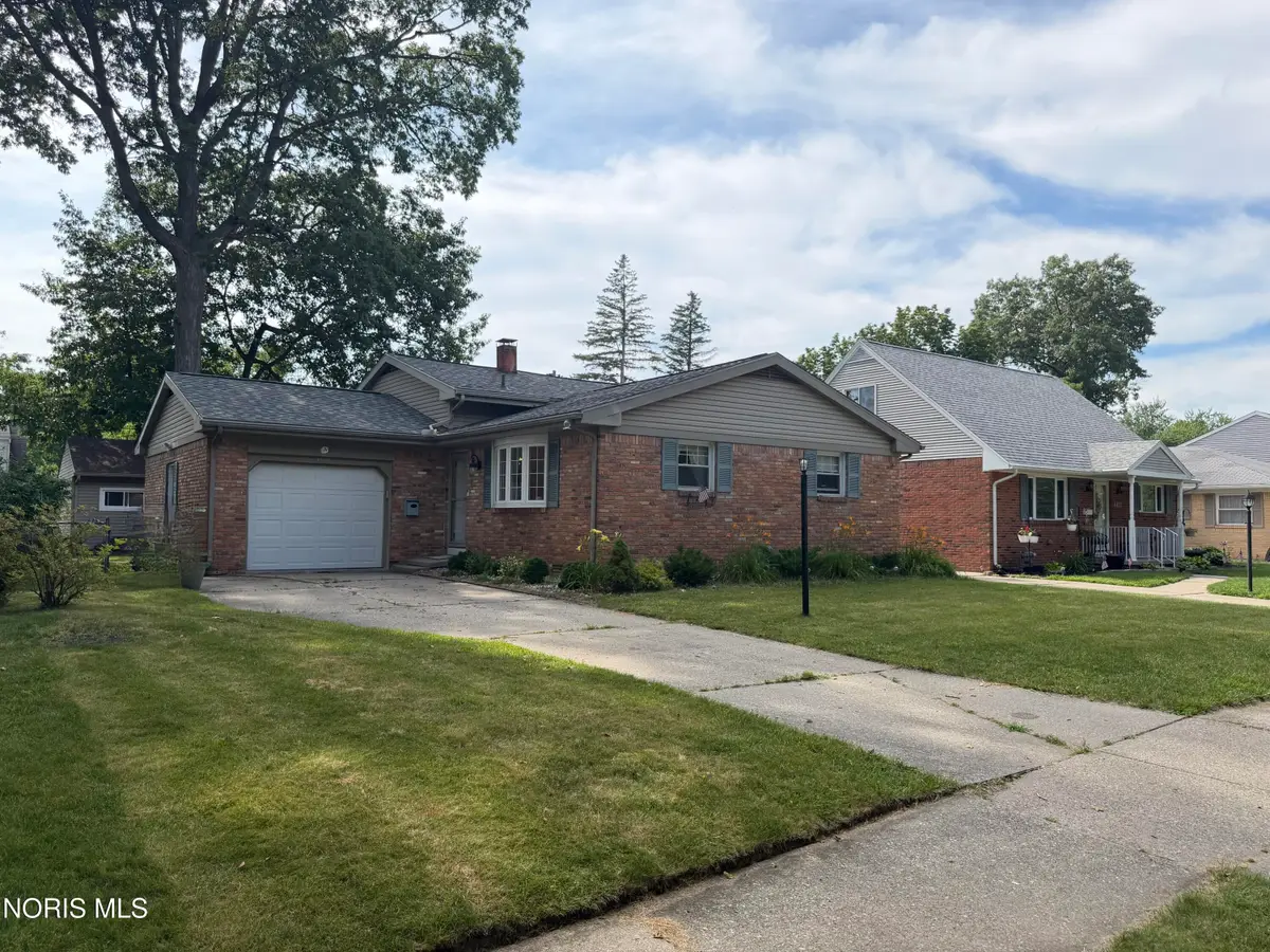 6109 Everwood Road, Toledo, OH 43613 - #1