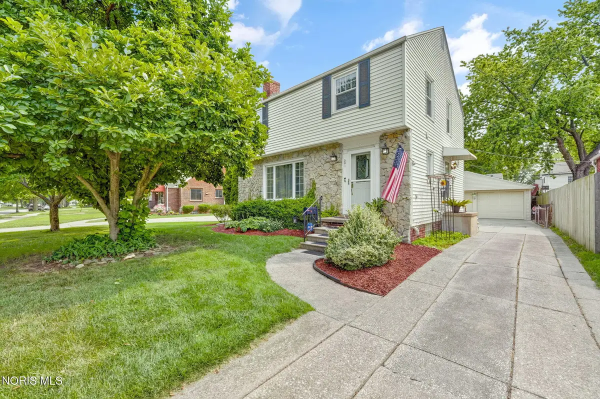 581 Sylvandale Avenue, Oregon, OH 43616 - #1