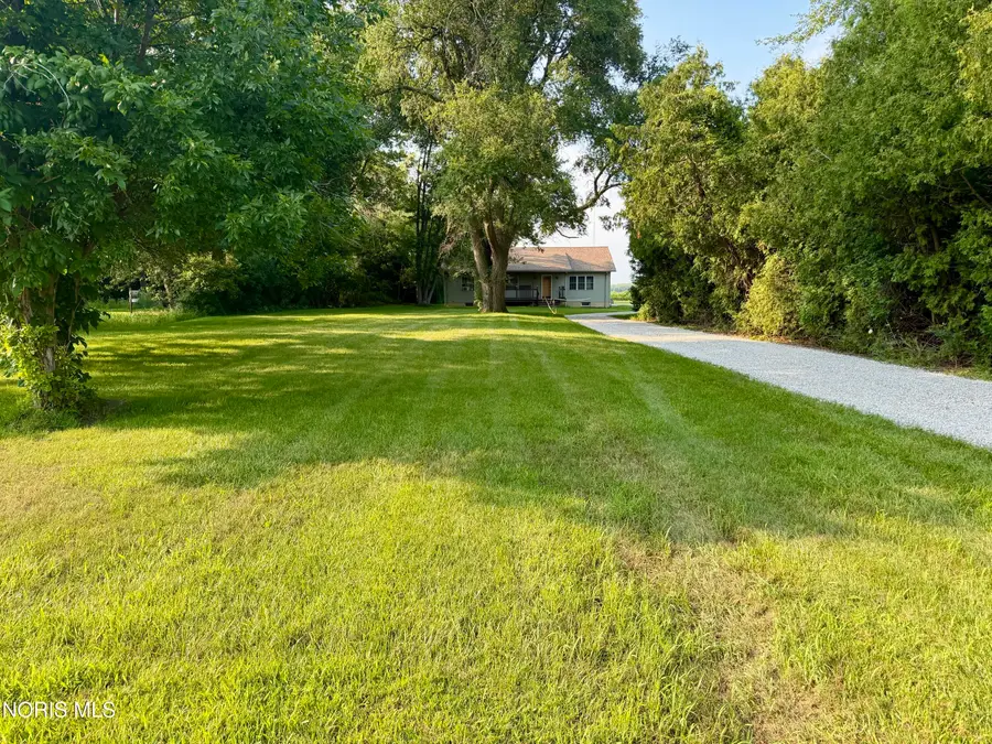 6875 Corduroy Road, Oregon, OH 43616 - #2