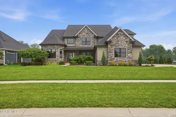 15590 John F. Mccarthy Way, Perrysburg, OH 43551