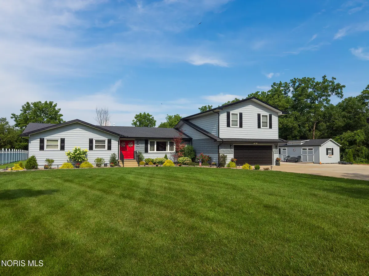 25283 Thompson Road, Perrysburg, OH 43551 - #1