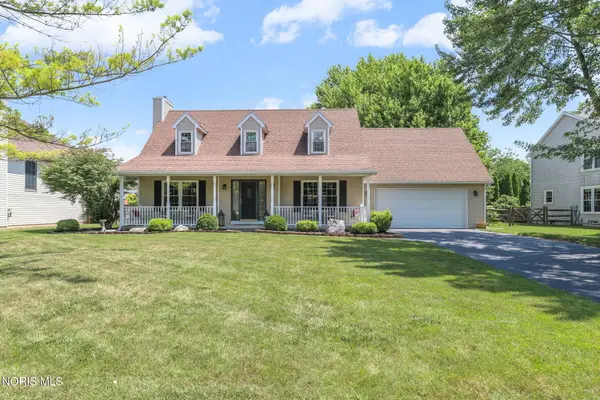 136 Rutledge Drive, Waterville, OH 43566
