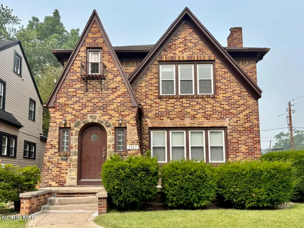 1917 Wyndhurst Road, Toledo, OH 43607 - #1