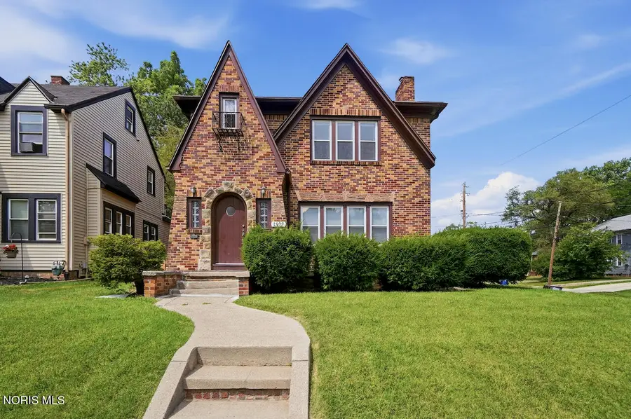 1917 Wyndhurst Road, Toledo, OH 43607 - #2