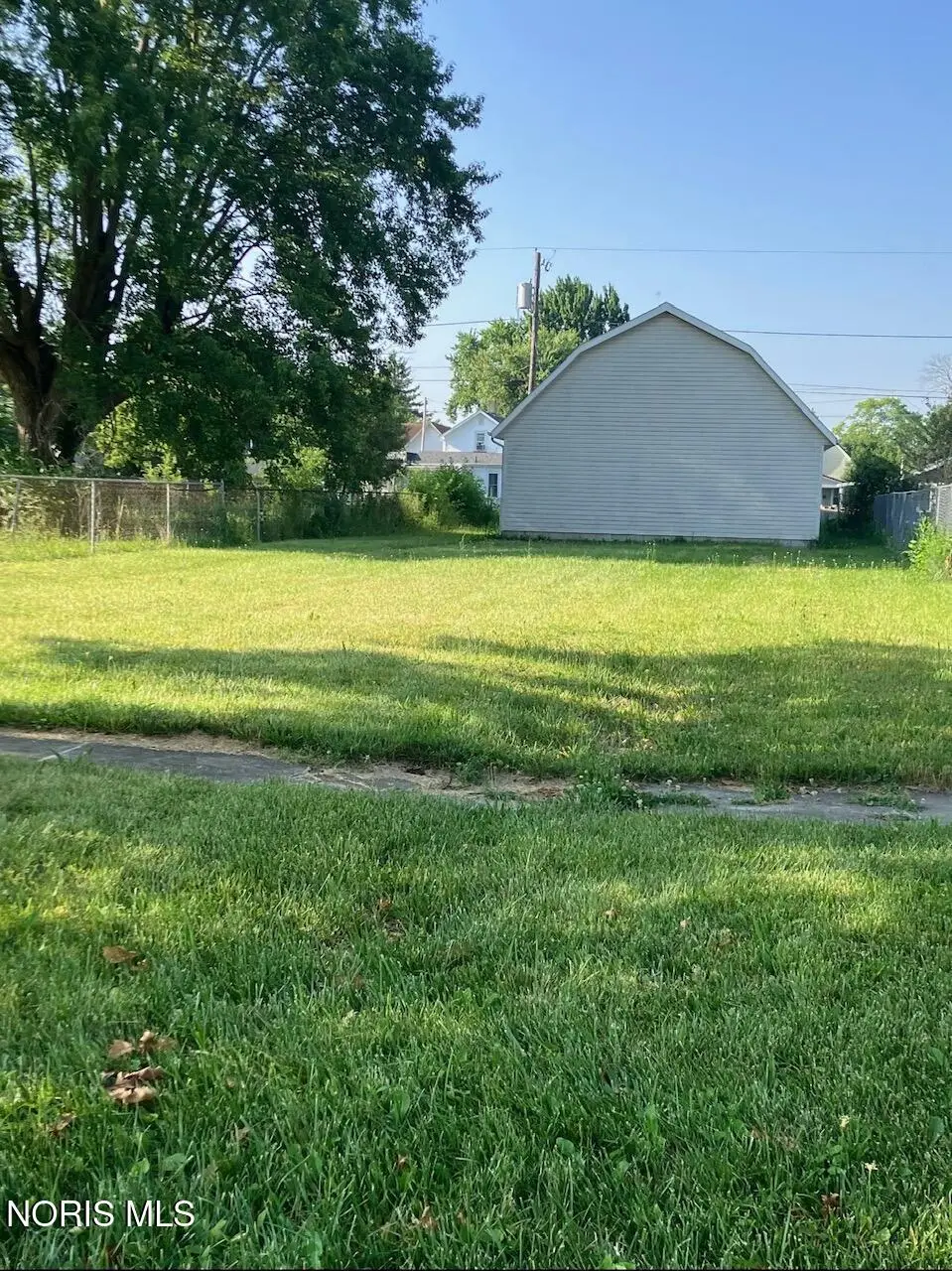 287 W 4th Street, Fostoria, OH 44830 - #1