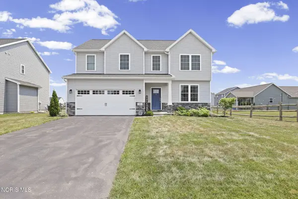 159 Valley Hall Drive, Perrysburg, OH 43551