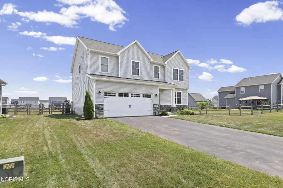 159 Valley Hall Drive, Perrysburg, OH 43551 - #2