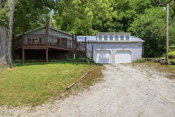 1300 County Rd 6, Tiffin, OH 44883