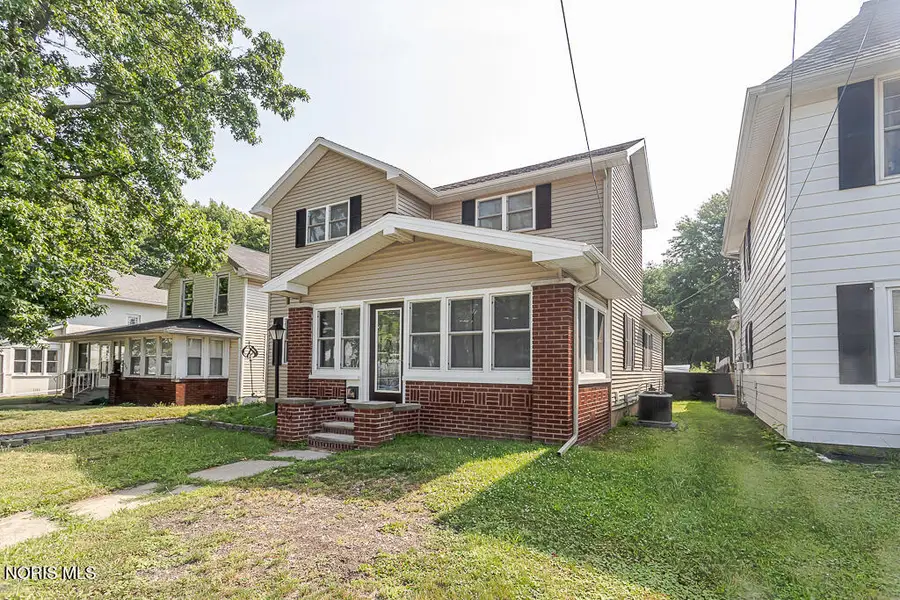 132 N Brunell Street, Wauseon, OH 43567 - #2