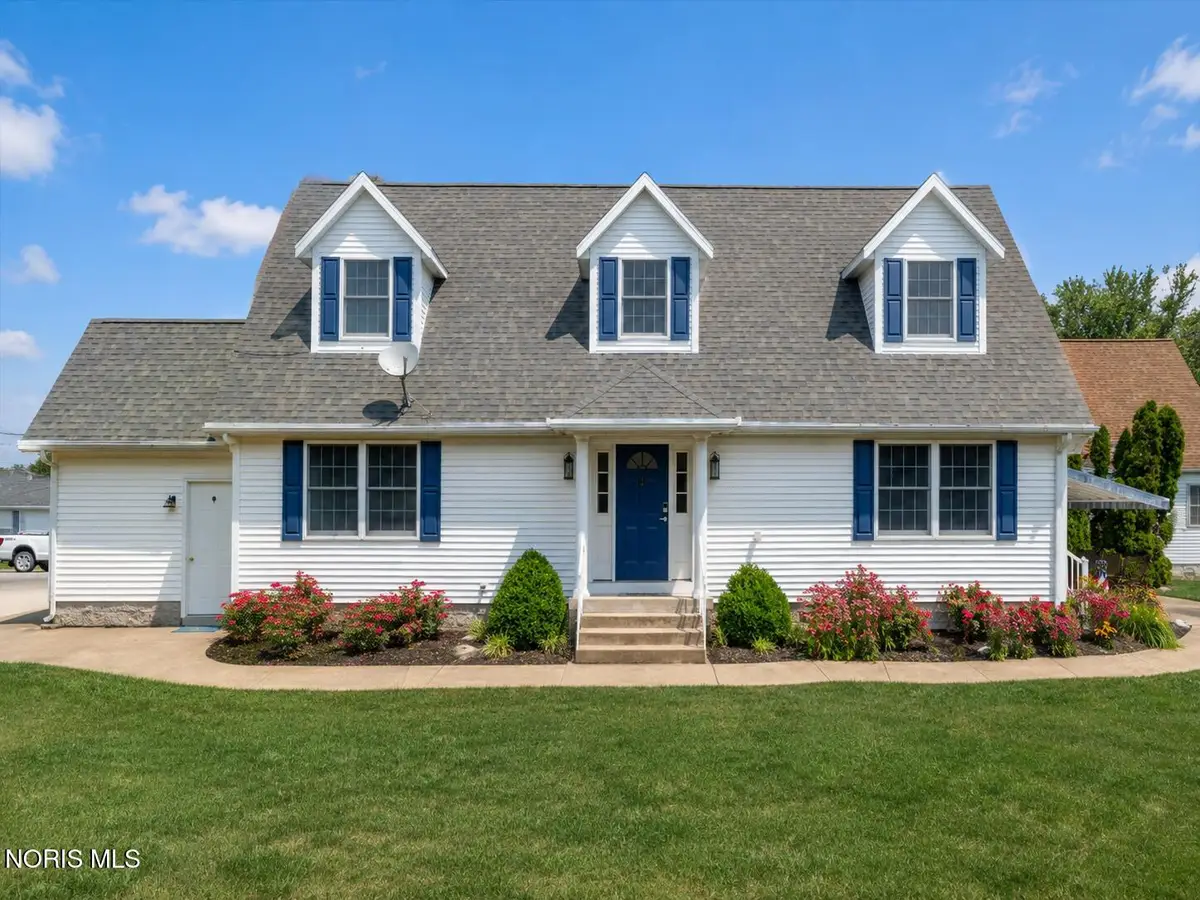 1541 N Anchor Avenue, Port Clinton, OH 43452 - #1