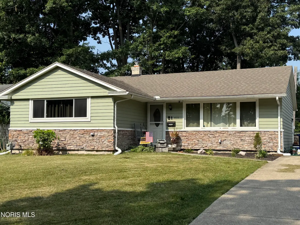 6023 W Benalex Drive, Toledo, OH 43612 - #1