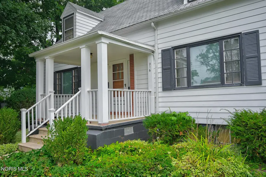 216 Edith Avenue, Findlay, OH 45840 - #3