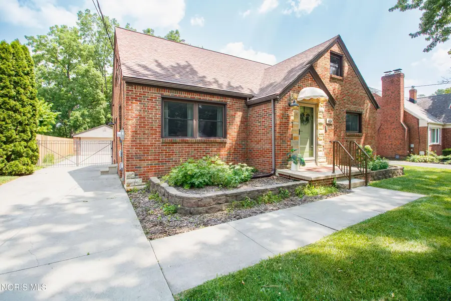 951 Mulberry Street, Perrysburg, OH 43551 - #2