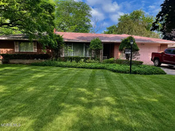 641 Mackow Drive, Toledo, OH 43607