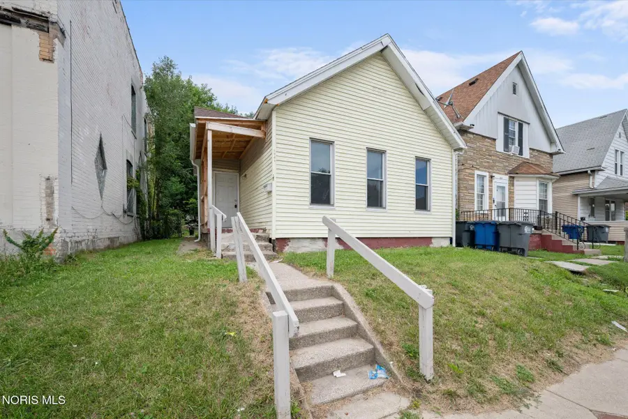 2615 Lagrange Street, Toledo, OH 43608 - #2