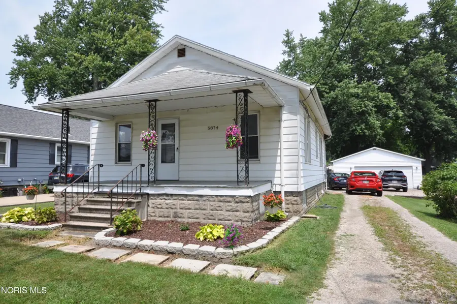 5874 Hill Avenue, Toledo, OH 43615 - #2