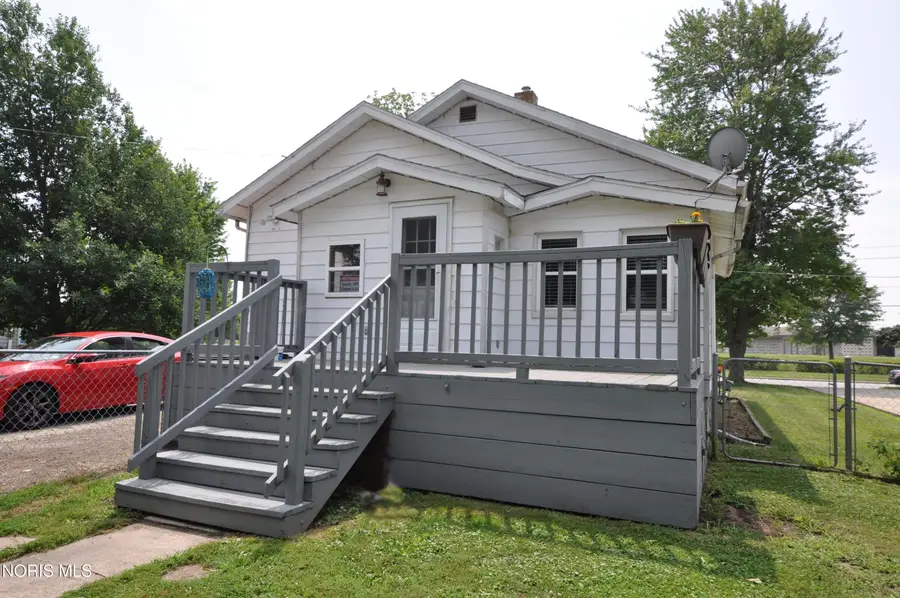 5874 Hill Avenue, Toledo, OH 43615 - #3