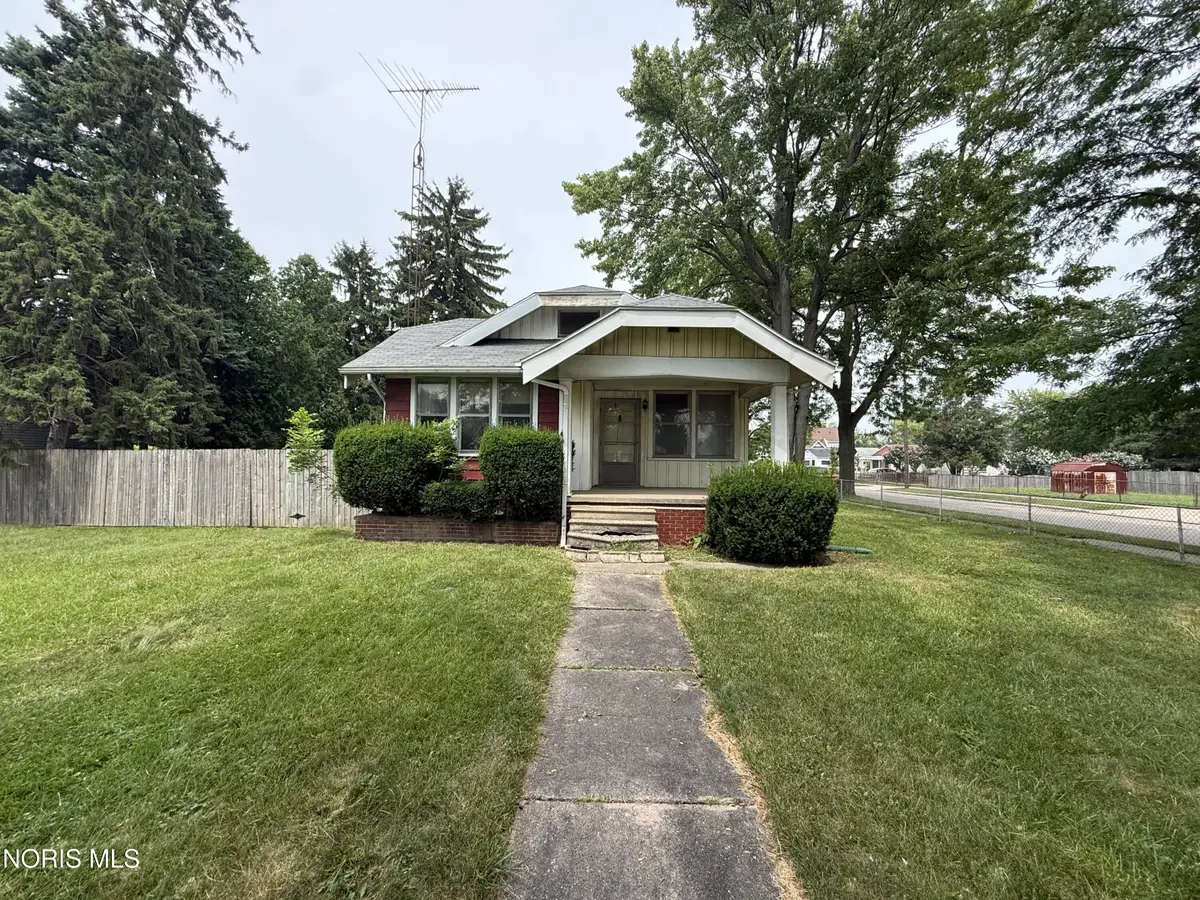 3223 E Manhattan Boulevard, Toledo, OH 43611 - #1