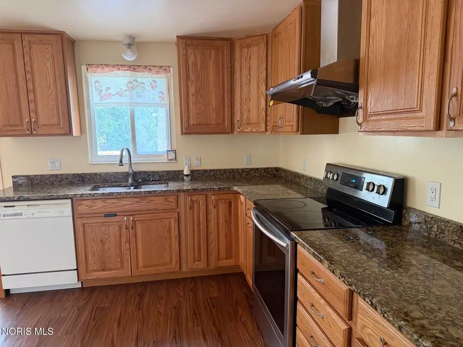 5752 Hunting Creek Road, Toledo, OH 43615 - #3