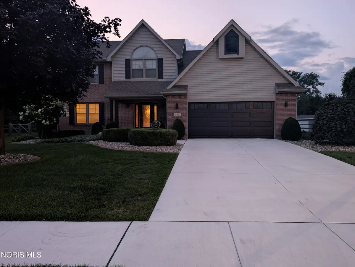 532 Park Way, Oregon, OH 43616 - #1