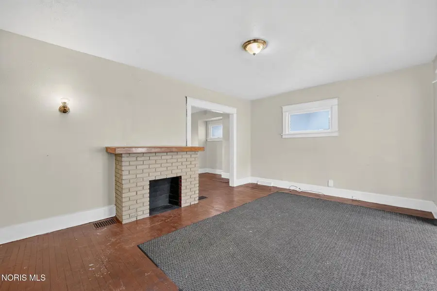 3720 Willys Parkway, Toledo, OH 43612 - #2