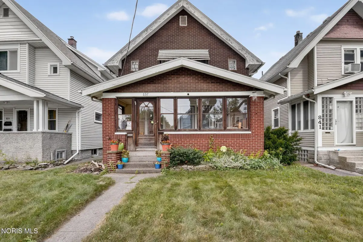 837 Geneva Avenue, Toledo, OH 43609 - #1