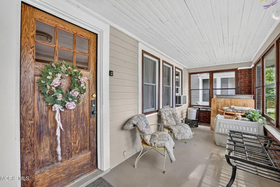 837 Geneva Avenue, Toledo, OH 43609 - #2