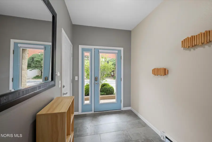145 S Saint Clair Street #38, Toledo, OH 43604 - #3