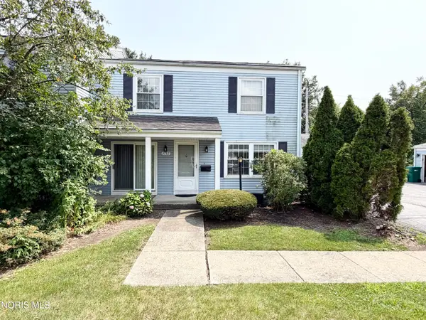 3752 Lakepointe Drive, Northwood, OH 43619