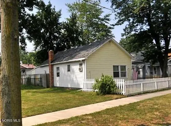 1601 Airline Avenue, Toledo, OH 43609