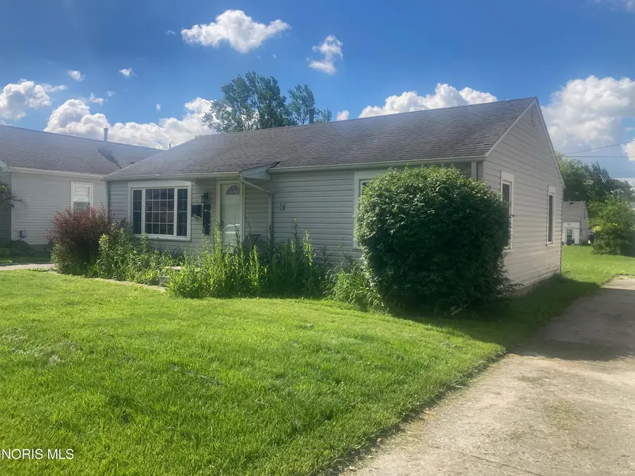 229 Lester Avenue, Findlay, OH 45840 - #2