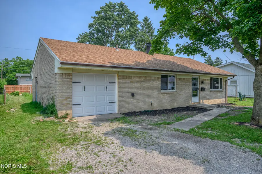 1328 Cady Street, Maumee, OH 43537 - #3