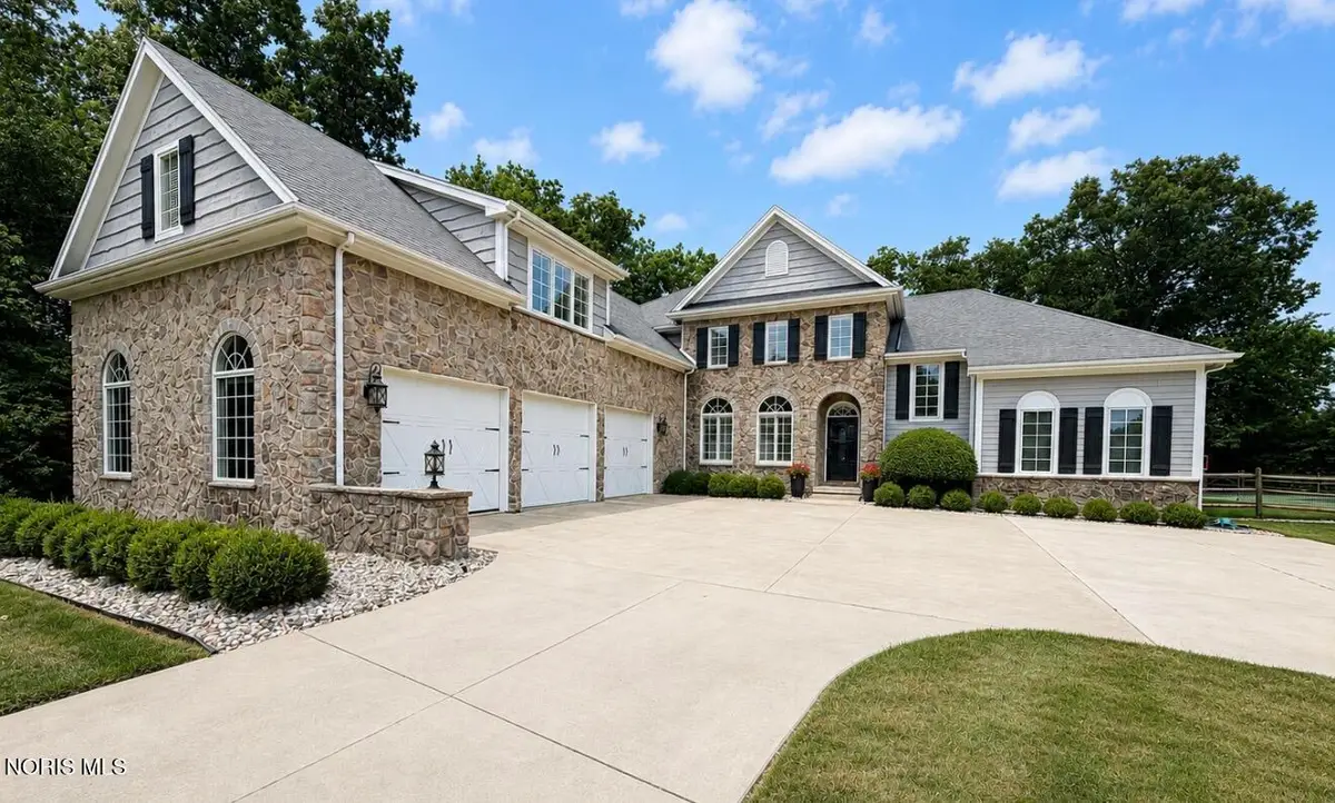 5948 Snowlight Court, Sylvania, OH 43560 - #1