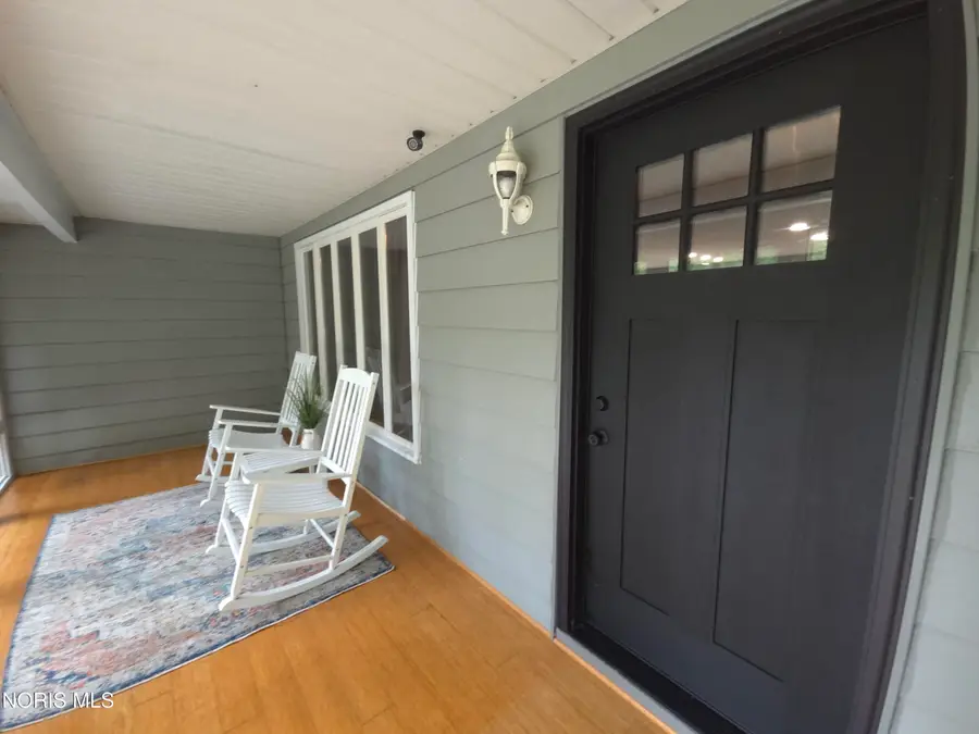 7221 Manore Road, Whitehouse, OH 43571 - #2