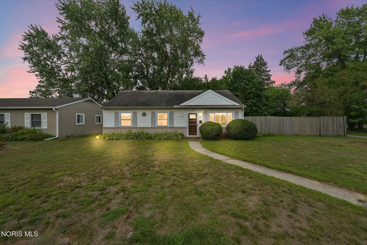 3459 Forest Grove Drive, Toledo, OH 43623 - #1