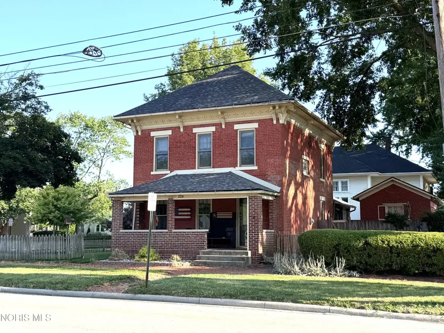 226 W Finley Street, Upper Sandusky, OH 43351 - #2