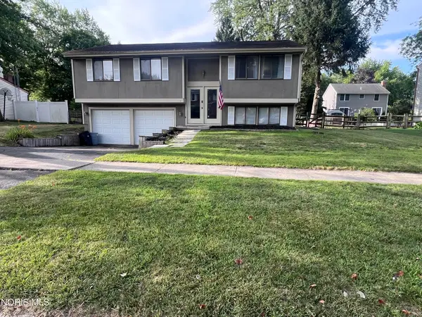 6715 Denbridge Drive, Sylvania, OH 43560