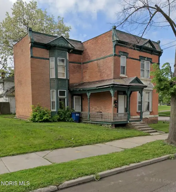 902 N Huron Street, Toledo, OH 43604